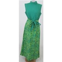 Vintage 70s Unbranded Size:M green two-tone long dress