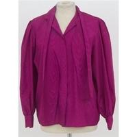 Vintage Country casuals, size M magenta blouse