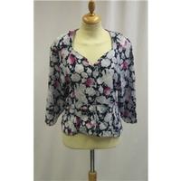 vintage garbo size small multi coloured blouse
