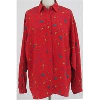 Vintage 80\'s Solo, size 14 red patterned blouse