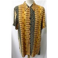 vintage debenhams size 12 multi coloured short sleeved shirt