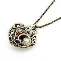 Vintage Antique Copper Alloy Bead Hollow-out Heart Pendant Necklace