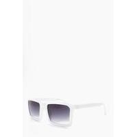 wayfarer sunglasses white