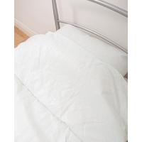 Water Resistant Polyester Duvets & Pillows