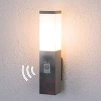 Wall lamp Lorian including motion detector