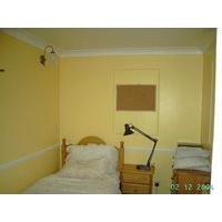 well equipped friendly house 3 mins wlk stn