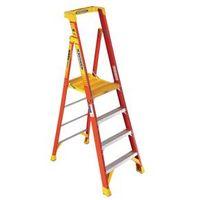 WERNER PODIUM STEP LADDER 4 TREAD