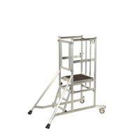 werner free standing podium step platform h07m