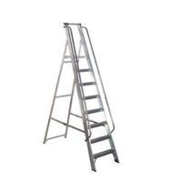 Werner 8 Tread Aluminium Platform Stepladder