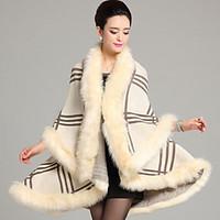 Wedding Wraps / Fur Coats / Hoods Ponchos Capes Sleeveless Faux Fur / Imitation Cashmere Black / Burgundy / Ivory / Chocolate / Grape