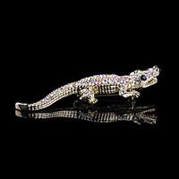 wedding style elegant silver plated rhinestone brooch