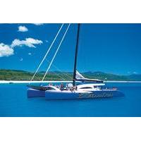 whitsunday islands and whitehaven beach sailing adventure