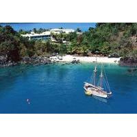 Whitsunday Islands Full-Day Cruise: Whitehaven Beach and Daydream Island