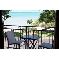 Whitsunday Waterfront Apartments