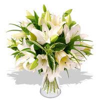white lily bouquet flowers