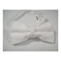 white bow tie