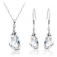 White crystal pea earrings necklace suits