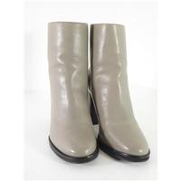 Whistles Size 4 Anjelica Grey Zip Back Leather Boot (EUR 37)