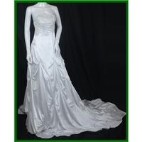 White - Strapless wedding dress - size 8-10