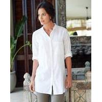 White Shirt With Leaf Embroidery