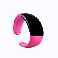Wireless Bluetooth Bracelet Watch with Microphone Speaker Receive Reject Incoming Call Anti-loss Alarm Multifunctional Fashionable Rose Red