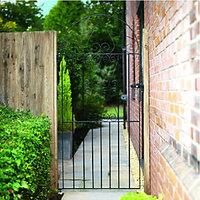 Wickes Chelsea Bow Top Steel Gate Black - 914 x 1830 mm