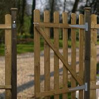 winchester 4ft pressure treated palisade rounded top gate