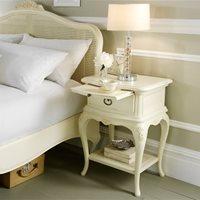 WILLIS & GAMBIER IVORY SMALL BEDSIDE TABLE with Drawer