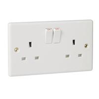 Wilko White Plastic 2G 13amp Switched Socket