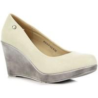 Wishot Owe NA W??owe women\'s Court Shoes in BEIGE