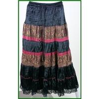 WISH - Size: 12 - Multi-coloured - Gypsy skirt