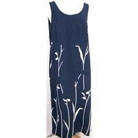 Windsmoor - Size: 14 - Navy and White Summer Dress