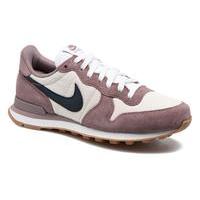 Wmns Internationalist