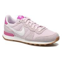 Wmns Internationalist