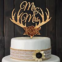 Wooden bridal MR MRS antlers cake inserted card custom wedding cake