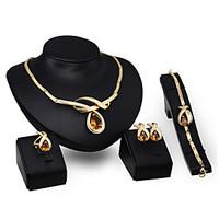 Women\'s Vintage 18K Gold Plated Zirconia Cut Out Flower Necklace Earrings Bracelet Ring Jewelry Set