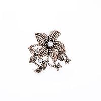 Women\'s Brooches Unique Design Cute Style Adorable Alloy Jewelry 147 Party Special Occasion Party/ Evening