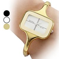 Women\'s Alloy Analog Quartz Bracelet Watch (Assorted Colors) Cool Watches Unique Watches Fashion Watch Strap Watch