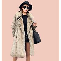 Women\'s Casual/Daily Simple Fur Coat, Solid Shirt Collar Long Sleeve Winter Brown Faux Fur Medium