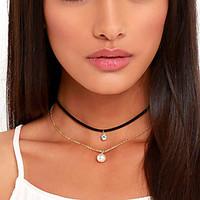 Women Simple Multi-Layer Multicolor Pearl Crystal Pendant Choker Short Necklaces 1pc