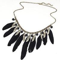Women\'s Pendant Necklaces Statement Necklaces Feather Alloy Feather Fashion Black Jewelry Party Daily Casual 1pc