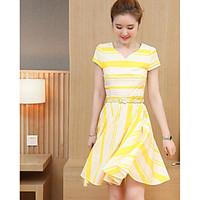 Women\'s Going out Cute A Line Dress, Striped V Neck Knee-length Short Sleeve Cotton Summer Mid Rise Micro-elastic Thin