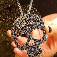 Women\'s Person Cranial Head Sweater Necklace