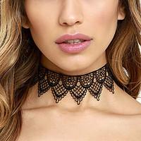 Women Euramerican Retro Sexy Popular Element Lace Necklace Hollow Black Lace Collar New Arrival Jewelry Gift 1pc