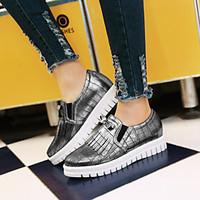 Women\'s Shoes Leatherette Low Heel Platform / Round Toe Fashion Sneakers Outdoor / Athletic / Casual White / Silver