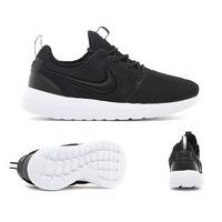 Womens Roshe Two Breathe Trainer