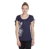 womens ayaa graphic tee