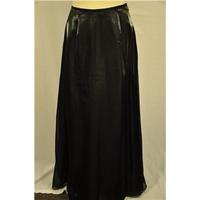 Women\'s long evening skirt. Alex & Co. - Size: 10 - Black - Long skirt