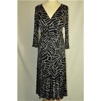 Women\'s dress. Principles - Size: 12 - Black - Calf length