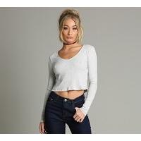 womens cropped v neck long sleeve top